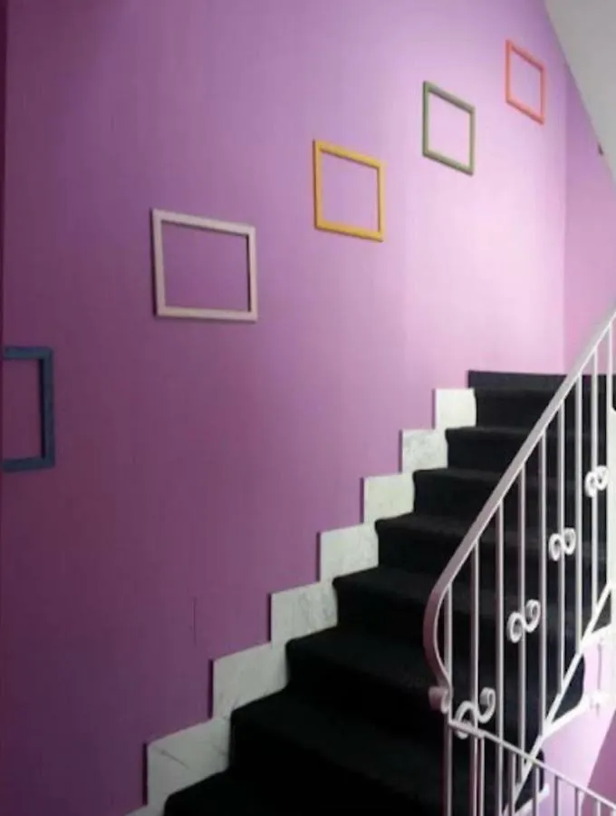 Artist Rooms Tirana